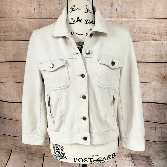 Calvin Klein Jackets & Blazers - ⚡️2 for $15 Calvin Klein Light Beige Jacket Size S